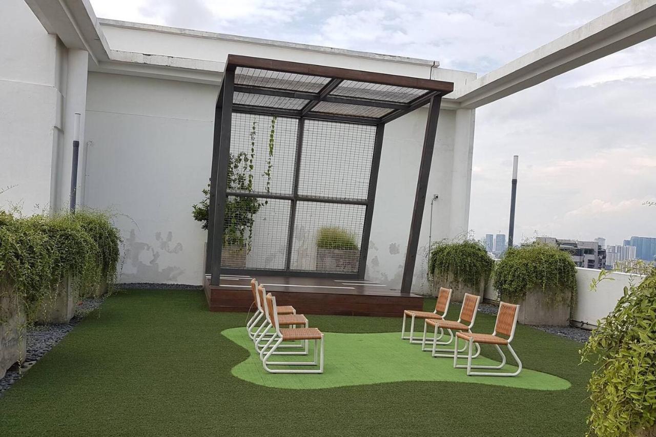 Homestay Kuala Lumpur ; Terminal Tbs ; Bukit Jalil Exterior foto